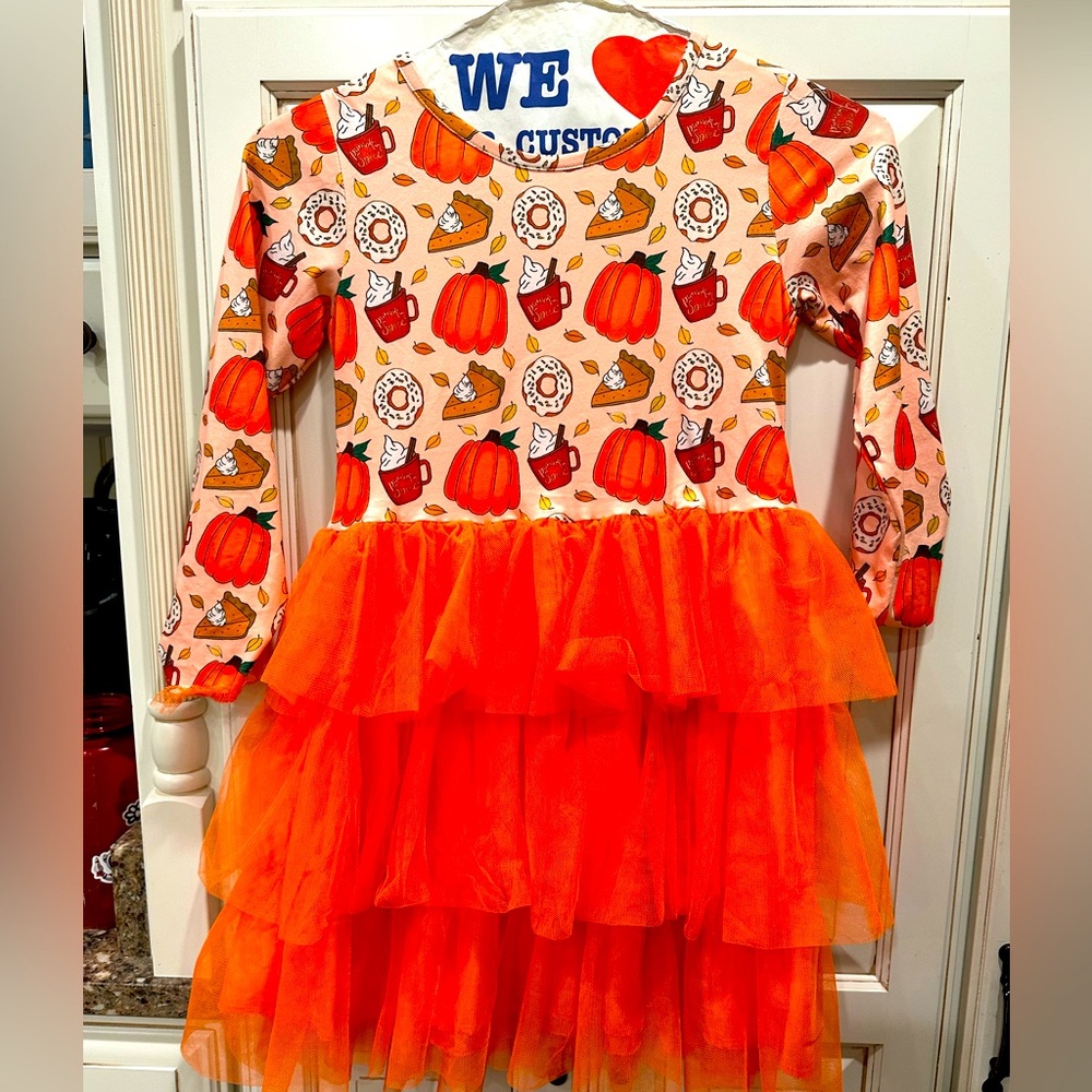 Girls fall dress size 4XL, or 10/12. EUC.
